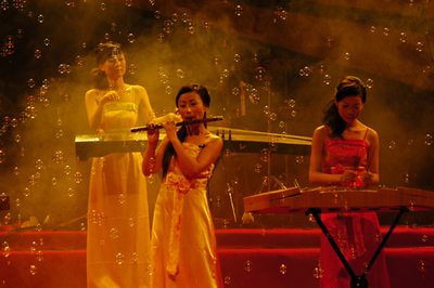 夏之舞演出--新民乐演奏-重庆夏之舞演出经纪有限公司